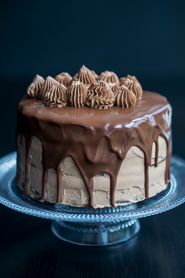 کیک شکلاتی نوتلا بهترین کیک برای تولد
