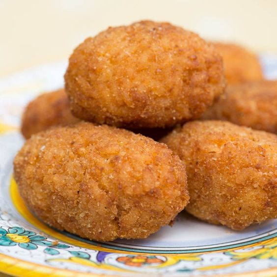 کروکت برنجی با چرخ گوشت مولینکس کروکت برنجی با چرخ گوشت مولینکس