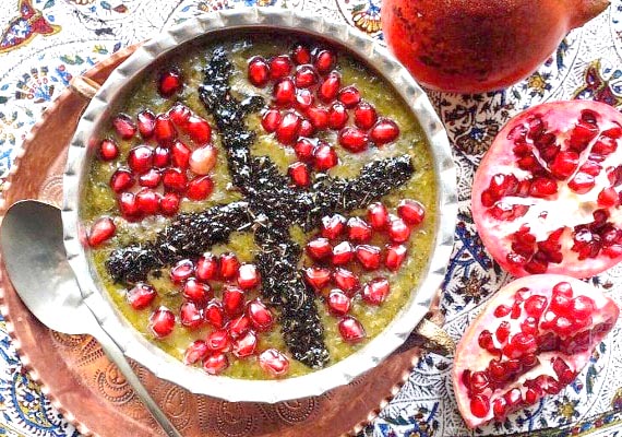آش انار با گوشتکوب برقی تک الکتریک آش انار با گوشتکوب برقی تک الکتریک