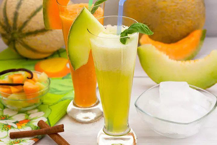 اسموتی طالبی و موز با مخلوط کن تک الکتریک اسموتی طالبی و موز با مخلوط کن تک الکتریک