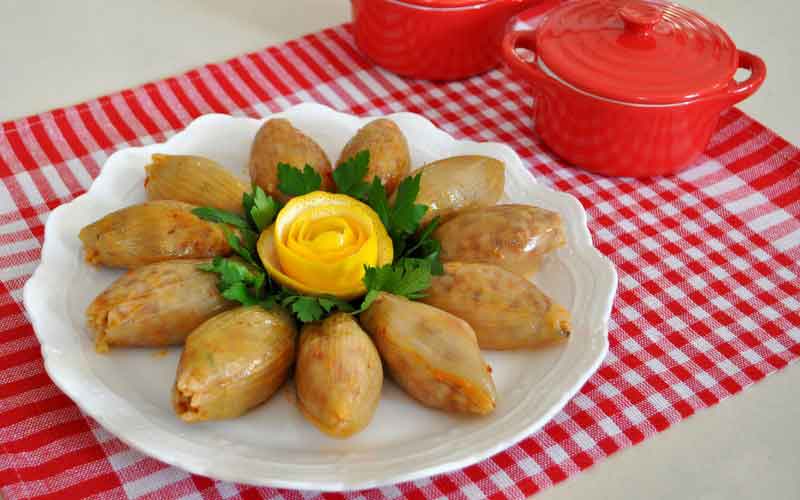 دلمه پیاز با چرخ گوشت مولینکس دلمه پیاز با چرخ گوشت مولینکس