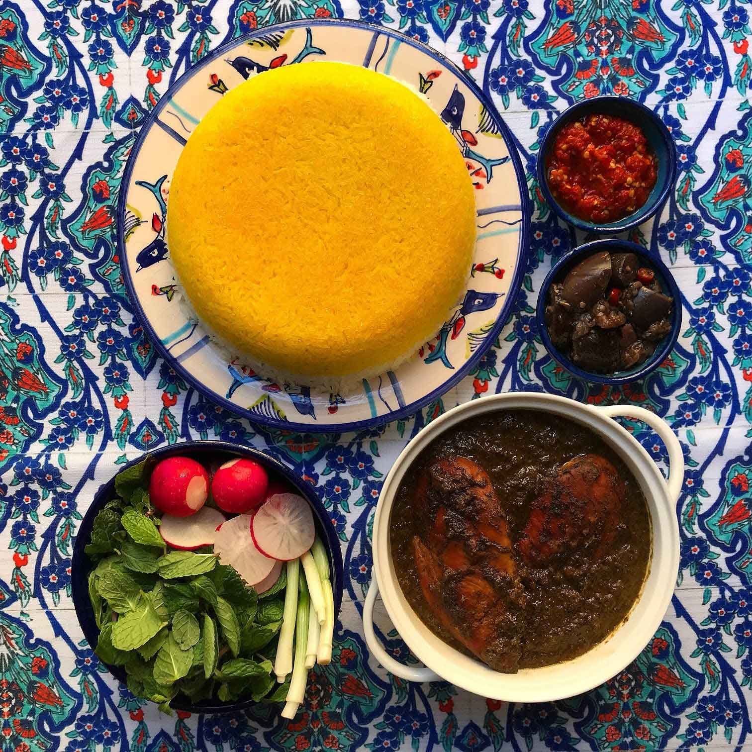 خورش طلا کوله گیلانی با چند کاره تک الکتریک خورش طلا کوله گیلانی با چند کاره تک الکتریک