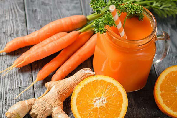 آبمیوه زمستانی با آبمیوه گیری مولینکس آبمیوه زمستانی با آبمیوه گیری مولینکس
