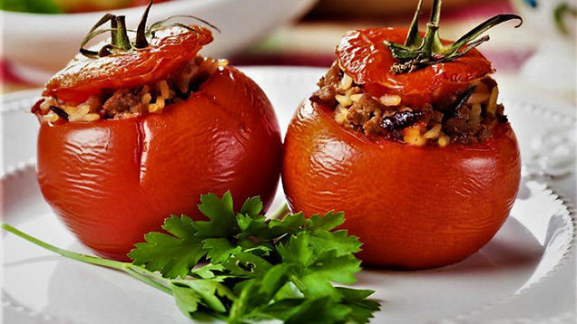 طرز تهیه دلمه گوجه فرنگی طرز تهیه دلمه گوجه فرنگی