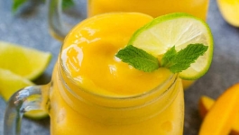 اسموتی موز و انبه