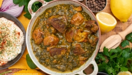 خورشت آلو اسفناج