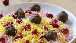 آلبالو پلو با چرخ گوشت مولینکس