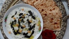 آش دوغ اردبیل با همزن تک الکتریک 
