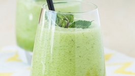 آب طالبی و تخم شربتی با مخلوط کن مولینکس 