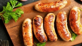 سوسیس مرغ خانگی با چرخ گوشت مولینکس 