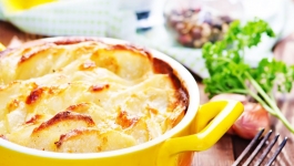 گراتین دوفینوا به همراه ژامبون با غذاساز مولینکس 