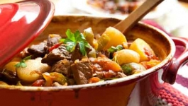 تاس کباب با رنده برقی مولینکس 
