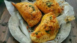 پیراشکی اسفناج با غذاساز مولینکس 