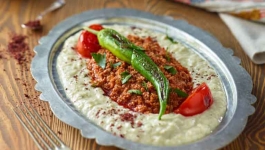 علی نازیک ترکیه با چرخ گوشت مولینکس 